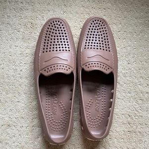 Mens floaters. Size 11